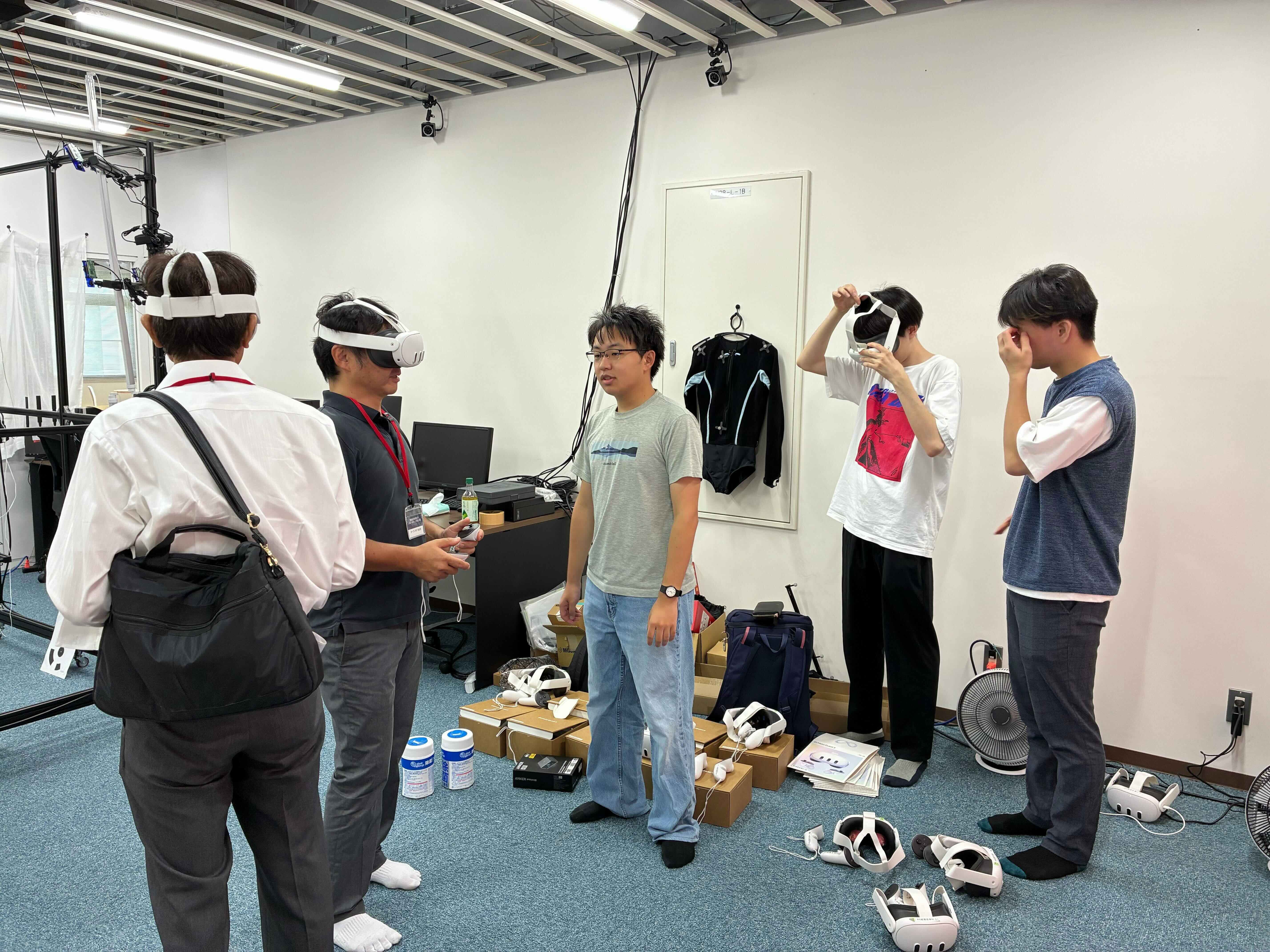 人ロボットOpenLab2025-2.jpg